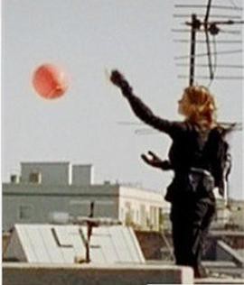 屋顶的浪漫封面图