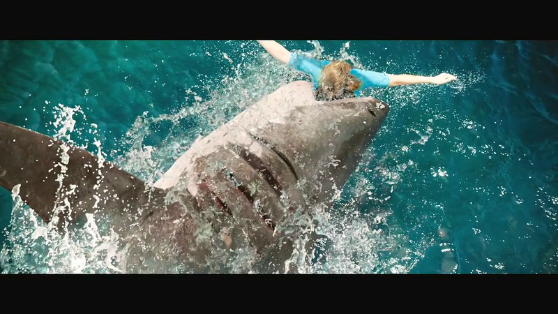 2019惊悚冒险《鲨海逃生》BD720P&BD1080P.英语中英双字截图