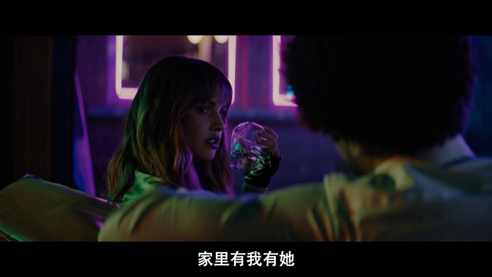 2021美国惊悚《暗夜獠牙》HD720P&HD1080P.英语中字截图