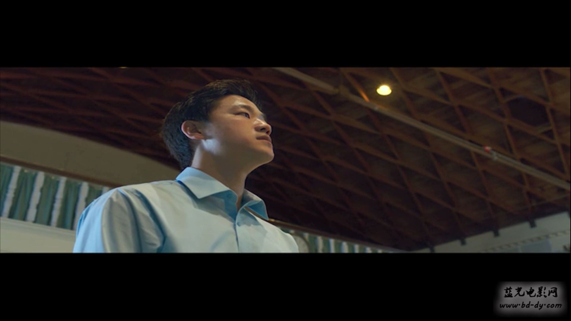 《桑拿夜》2016同性剧情.DVDRip.中英双字截图