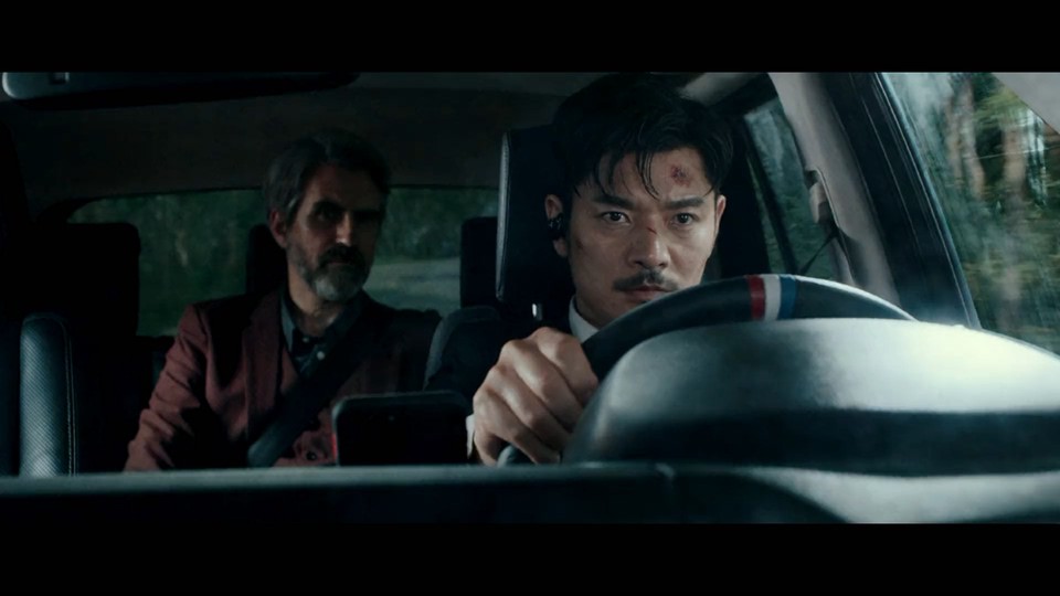 2021国产动作《王牌保镖之疾速追击》HD1080P.国语中字截图