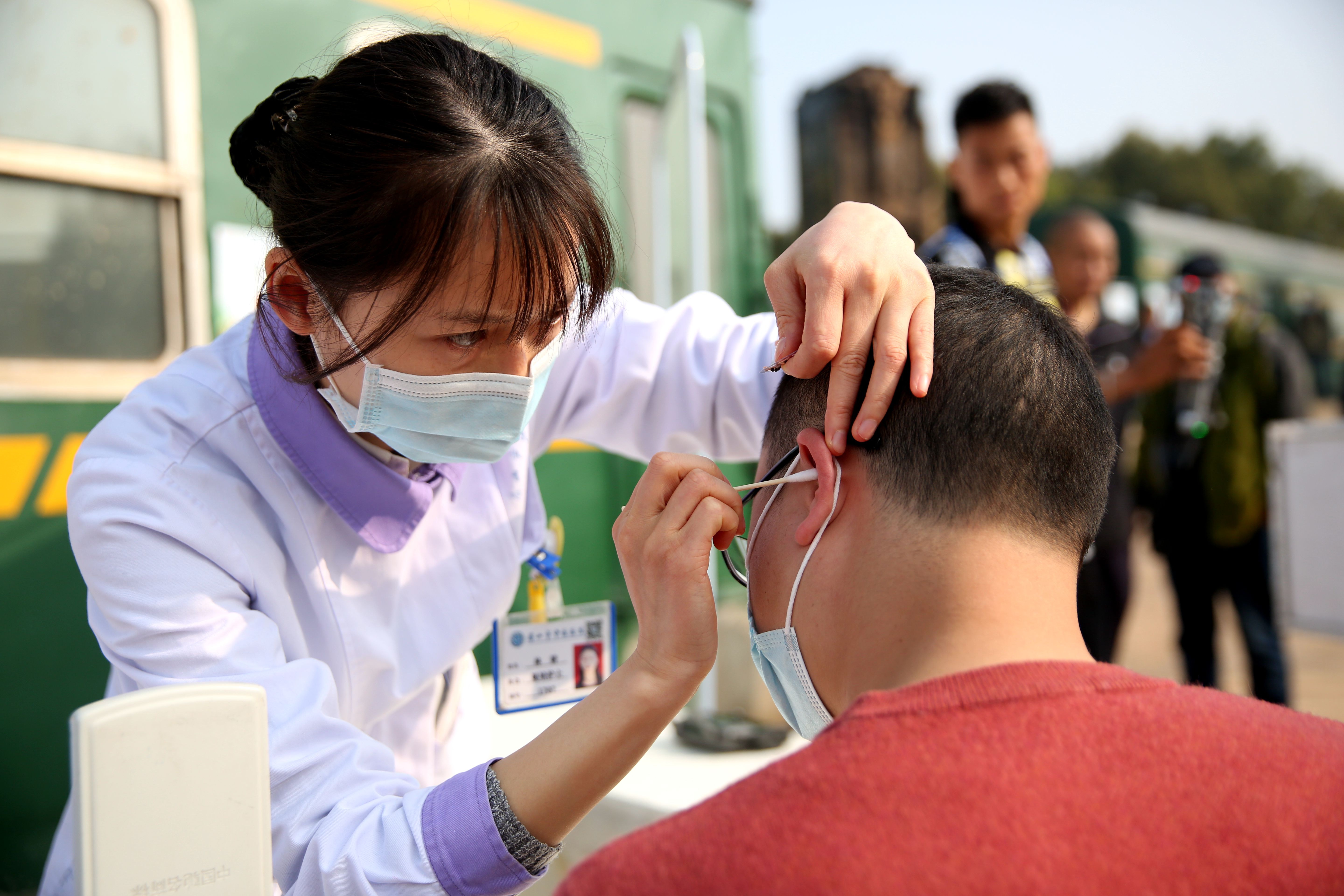 眉山市中医医院为「寻美乡村·春游眉山」大型乡村旅游季活动提供全程医疗支持