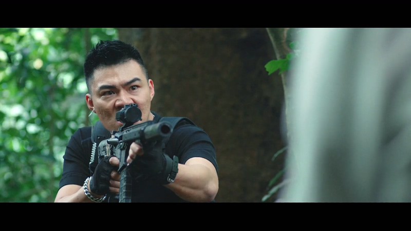 2021奇幻动作《铁血护卫之异种入侵》HD1080P.国语中字截图