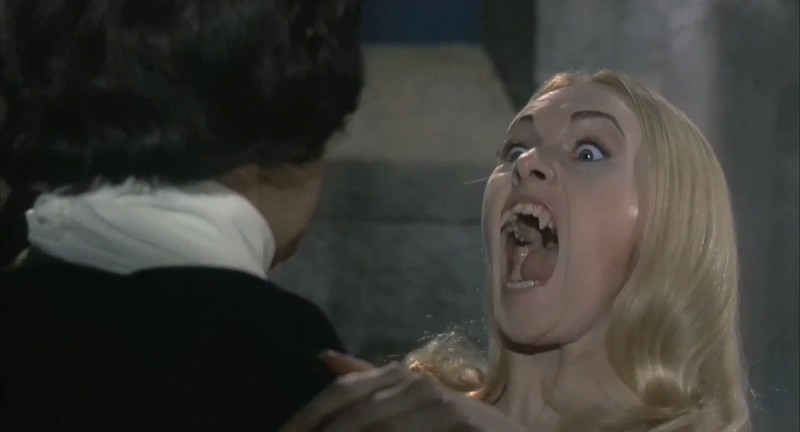 1970悬疑惊悚《吸血鬼情人》BD1080P.英语中英双字截图