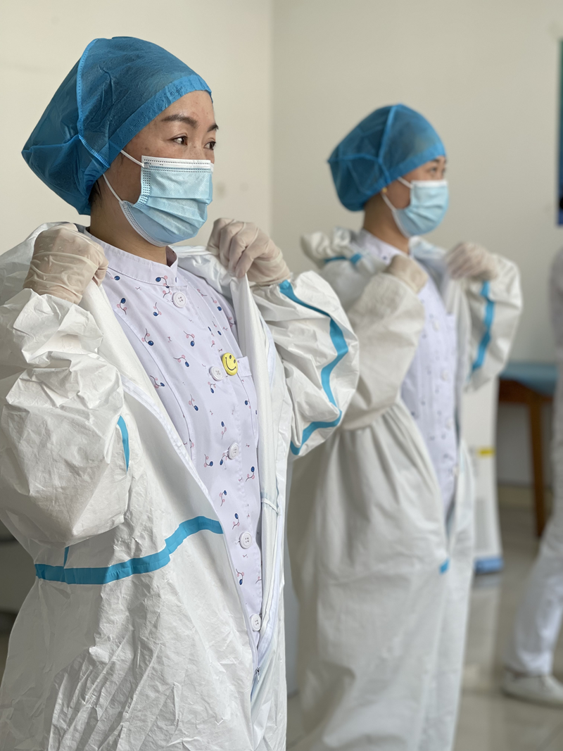 战疫天使不负使命华西眉医护理团队抗疫纪实