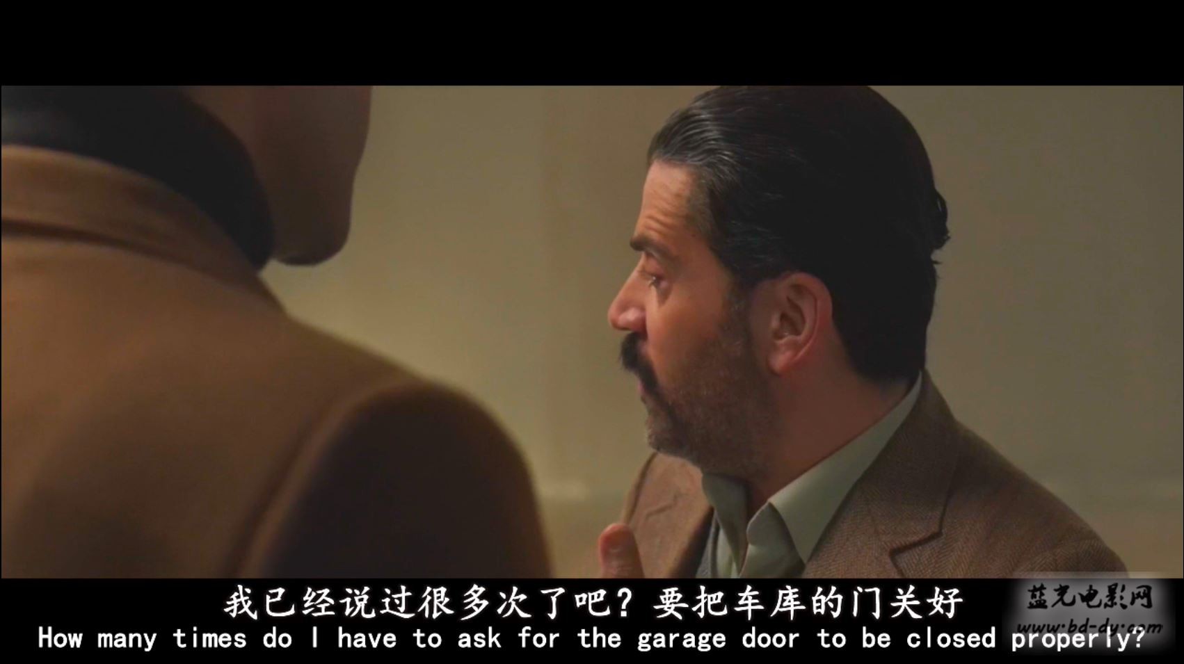 《阴影之下》2016恐怖惊悚.HD720P.中英双字截图