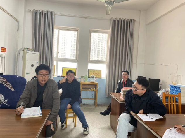 听课中反思评课中成长景德镇市第十九中学课堂开放月活动纪实