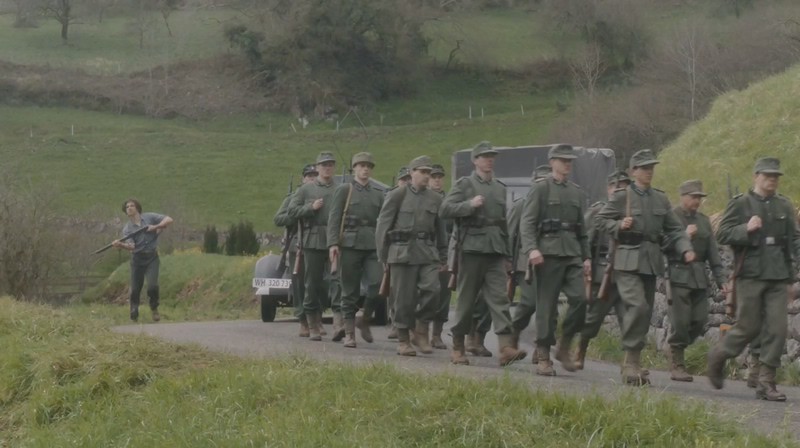 2019英国战争《等待安雅》HD720P&HD1080P.英语中英双字截图