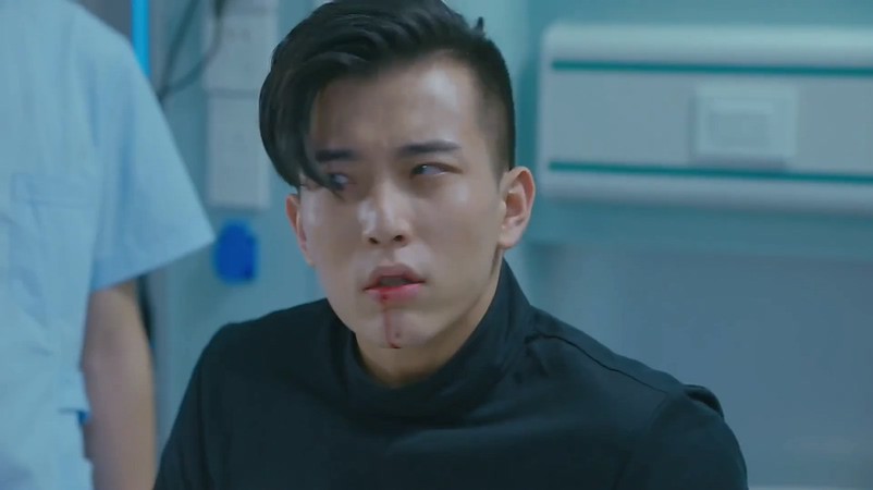 《校花的贴身高手3》12集全.2016爱情动作.HD1080P.国语中字截图