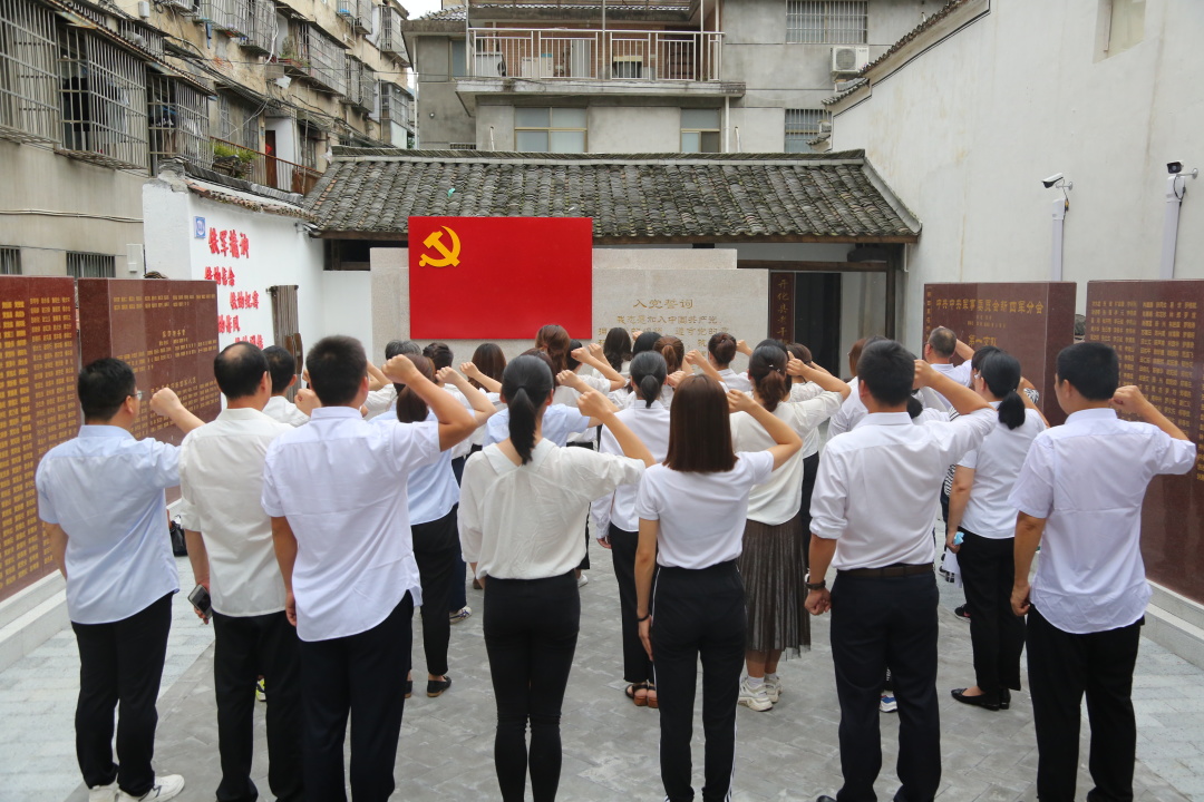 七一印记红色追忆薪火相传