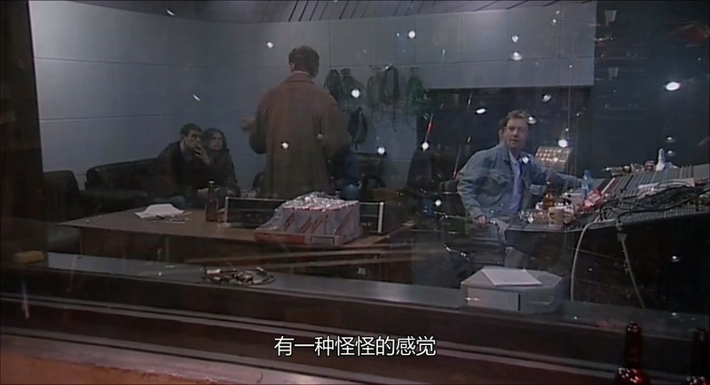 2002音乐喜剧《24小时狂欢派对》HD720P.英语中字截图;jsessionid=KEO289qzJ3Vr79H9-JoLatFDuyuwNF2BrkdBmv09