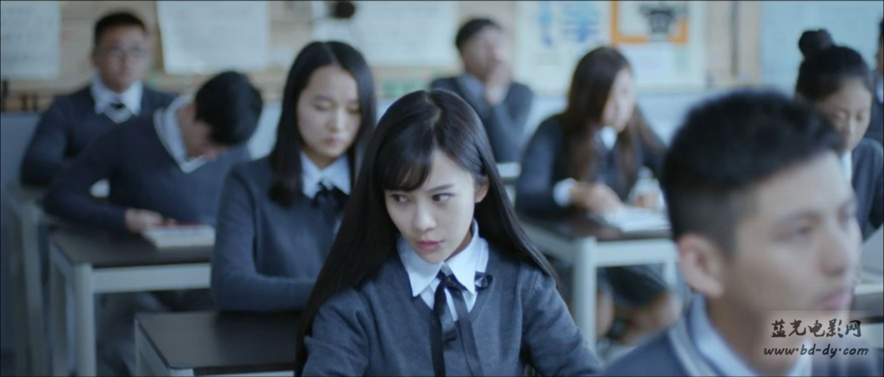 《我的同学不是人》2016年国产悬疑惊悚片.HD中英双字截图
