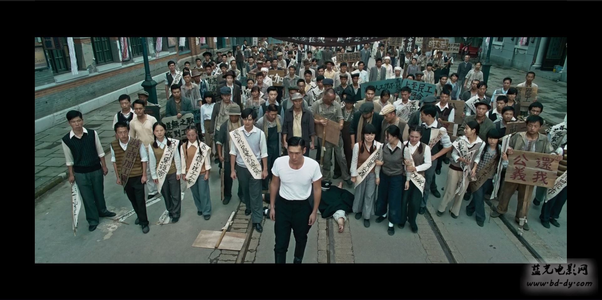 《消失的凶手》2015犯罪悬疑.BD720P.国粤双语.高清中字截图
