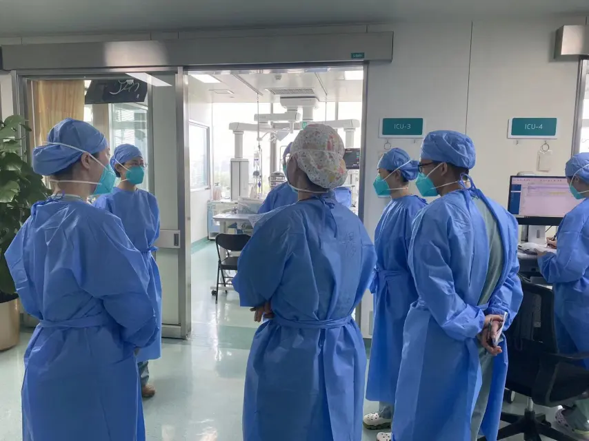 疫情下的坚守 四 新闻中心 北京同仁医院