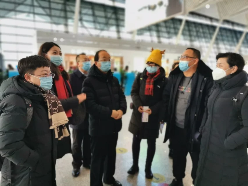 暖暖医者心浓浓雪域情 青海省监狱管理局中心医院 青海红十字医院 青南支医工作再起航 青海红十字医院微官网