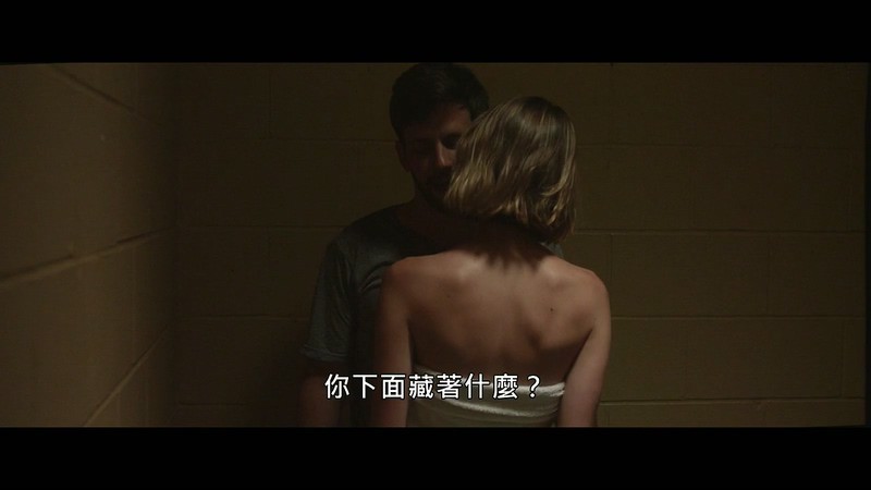 2019惊悚恐怖《我们中间的动物》HD720P&HD1080P.英语中英双字截图