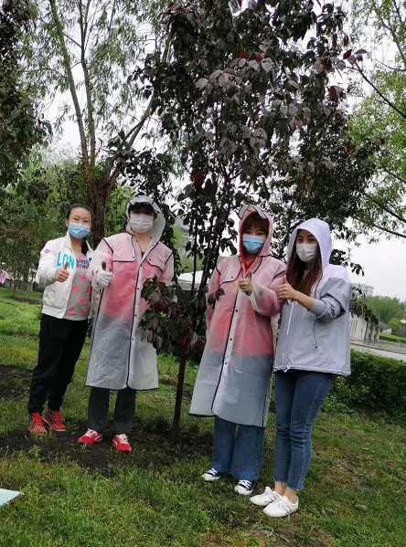 播种爱心 收获希望——暨红旗城团队儿童节爱心植树活动精彩回顾(图6)