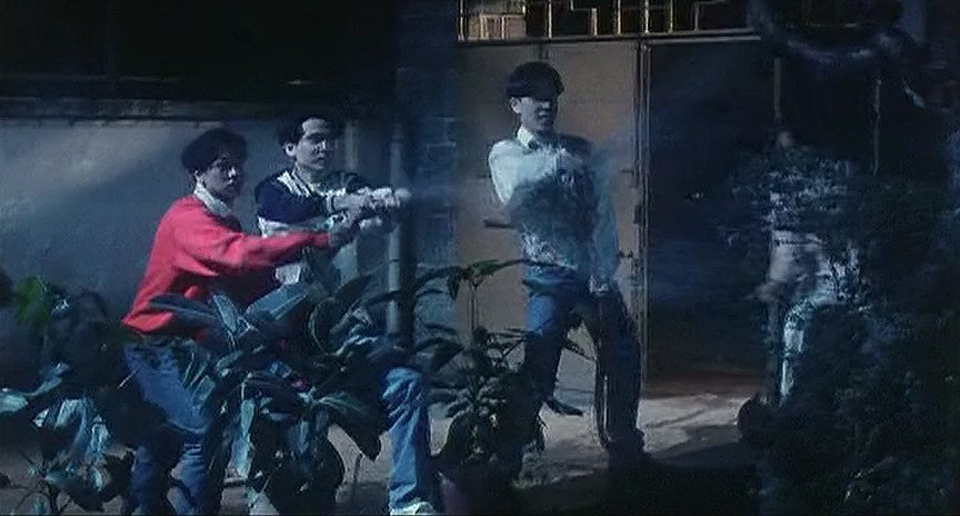 1990恐怖喜剧《开心鬼救开心鬼》DVDRip.国粤双语中字截图