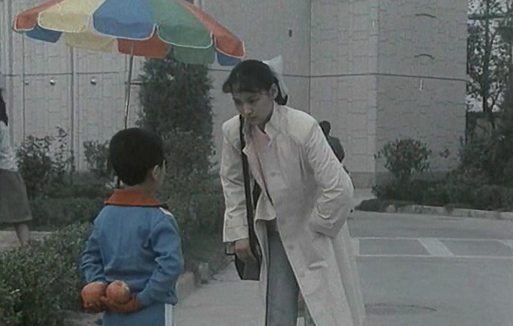 《霹雳贝贝》1988国产高分科幻.DVDRip.国语无字幕截图