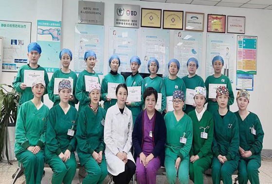 中心静脉导管怎么用​促进中心静脉置管技术推广应用——四川省肿瘤医院操作实践精品班如期开班_https://www.jmylbn.com_新闻资讯_第2张