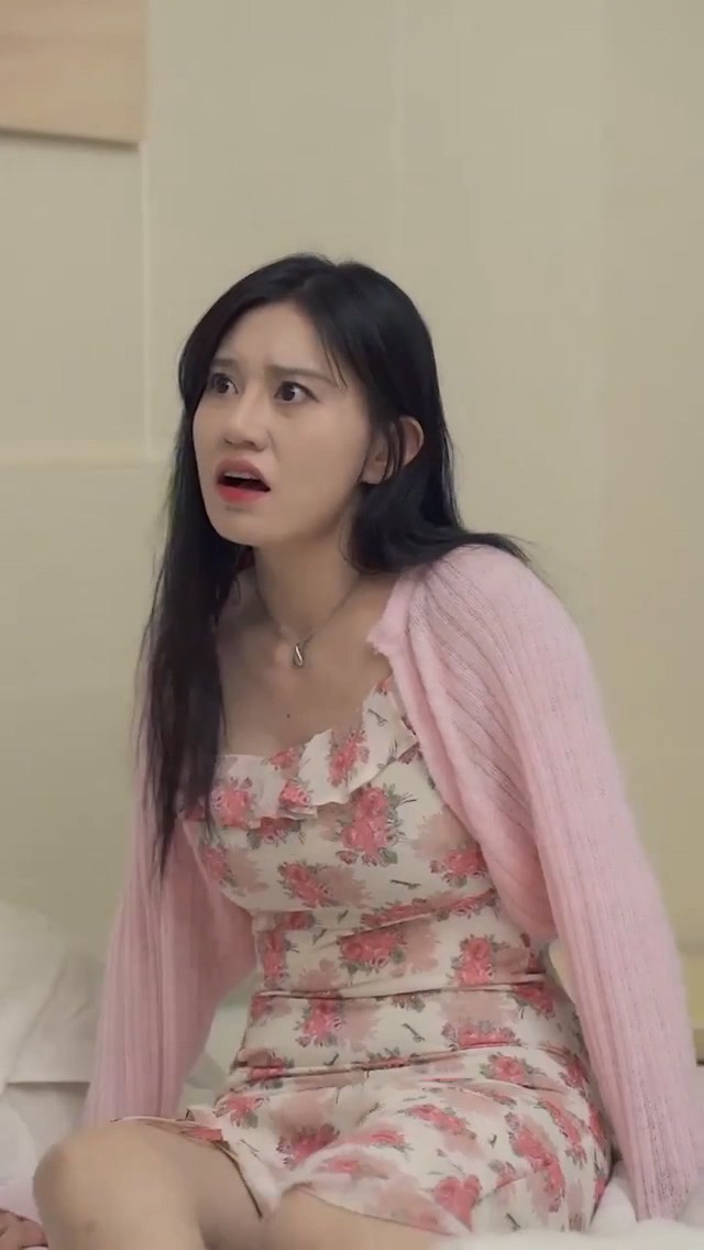 厉少，你老婆重生了封面图