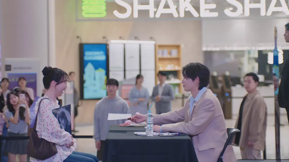 2025韩剧《疯子》更至08集.HD1080P.韩语中字截图