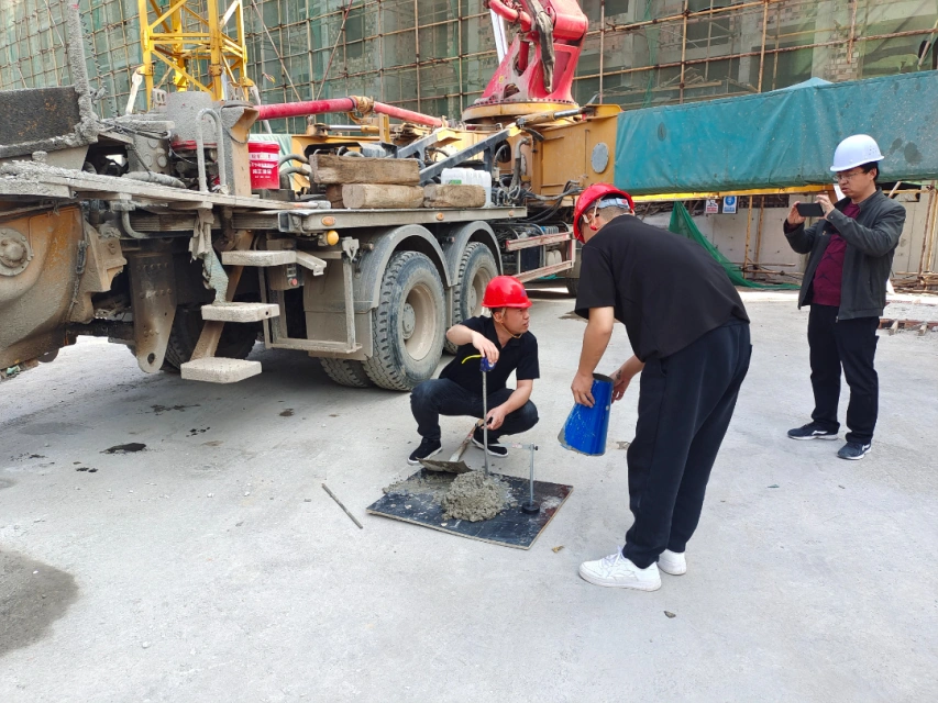 沈福强1项目现场坍落度检查.jpg