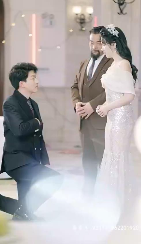 首富爸爸归来落魄千金直接起飞封面图