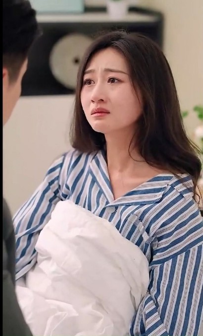 霸爱成瘾 傅少轻轻爱封面图