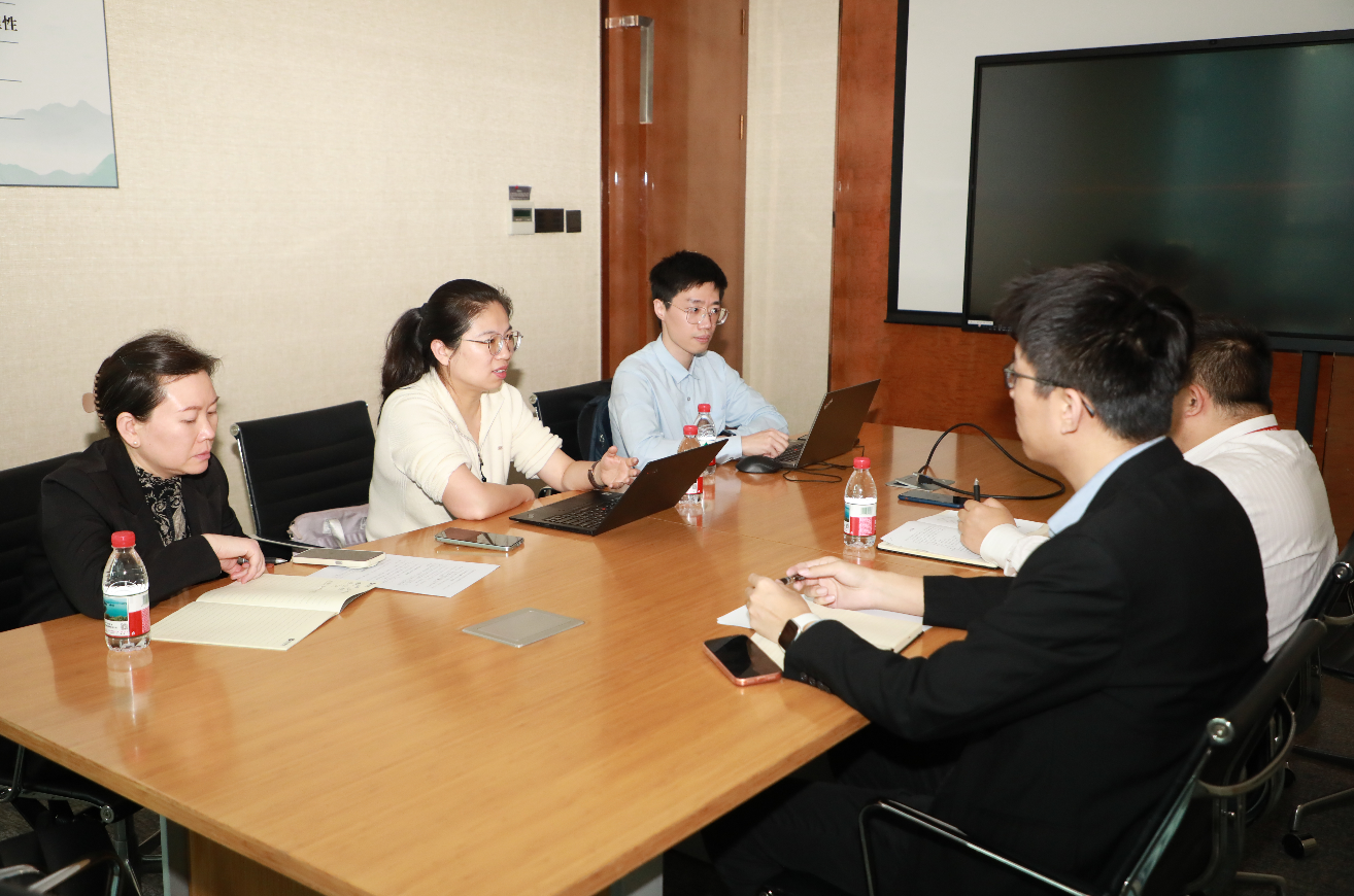 国任保险副总裁夏传谦一行到访华安保险深圳总部