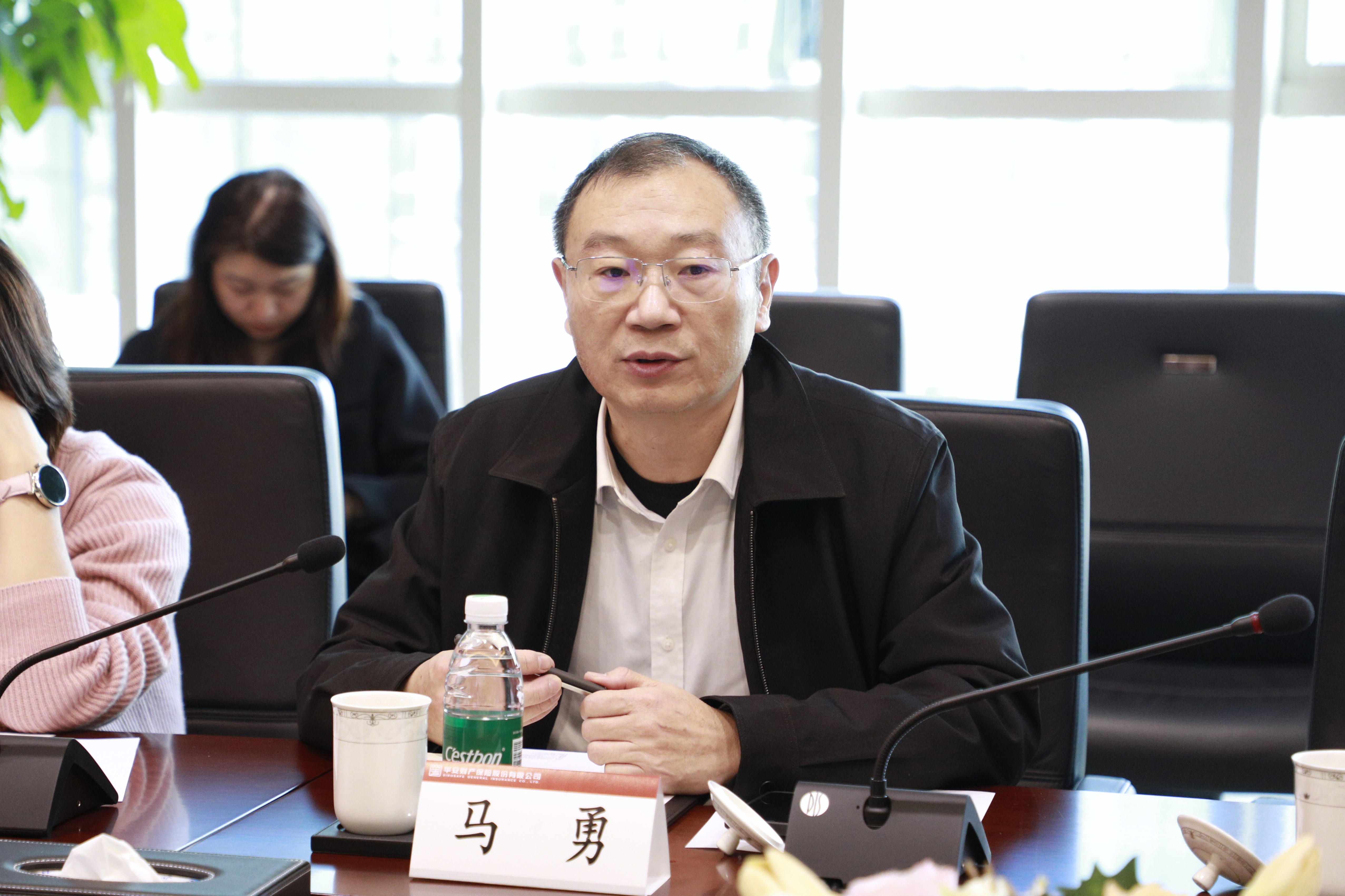 “台州模式”首进武汉，华安保险与硚口区共探保险服务区域发展新路径