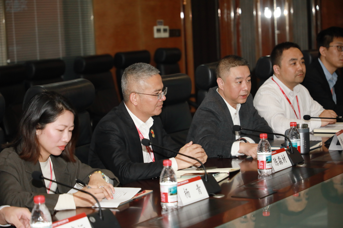 国任保险副总裁夏传谦一行到访华安保险深圳总部