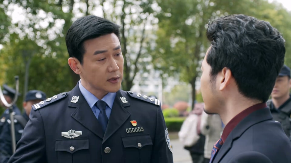 2024国剧《人民警察》38集全.HD1080P.国语中字截图