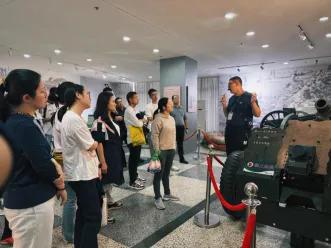 1016  我院放疗第三党支部联合南理工自动320.png
