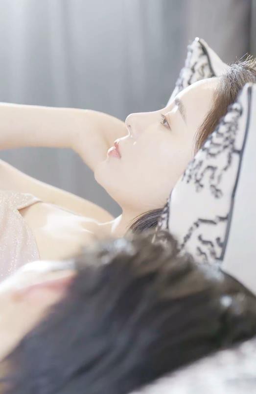 七个姐姐封面图